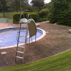 Jet wash, jet washing, jet washer, pressure cleaning, pressure clean Crawley, patio-and-driveway-cleaning-crawley-northgate-three-bridges-poundhill-maidenbower-furnace-green-tillgate-tolgate-broadfield-bewbush-ifield-langley-green-west-green-southgate-crawley- 14