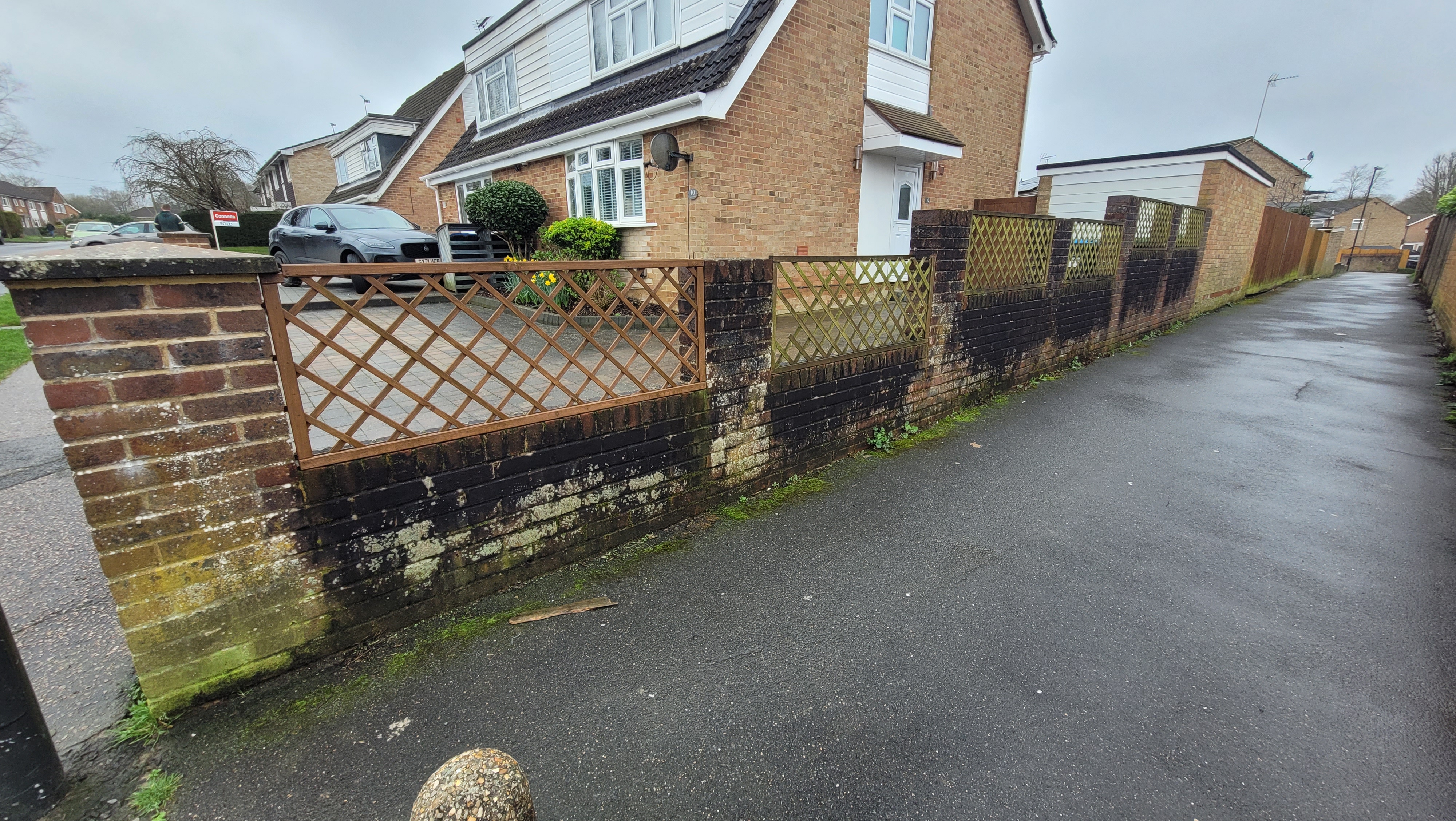 The Jet Wash Fella, Driveway, Brick Wall, Patio Cleaning Crawley Down 4